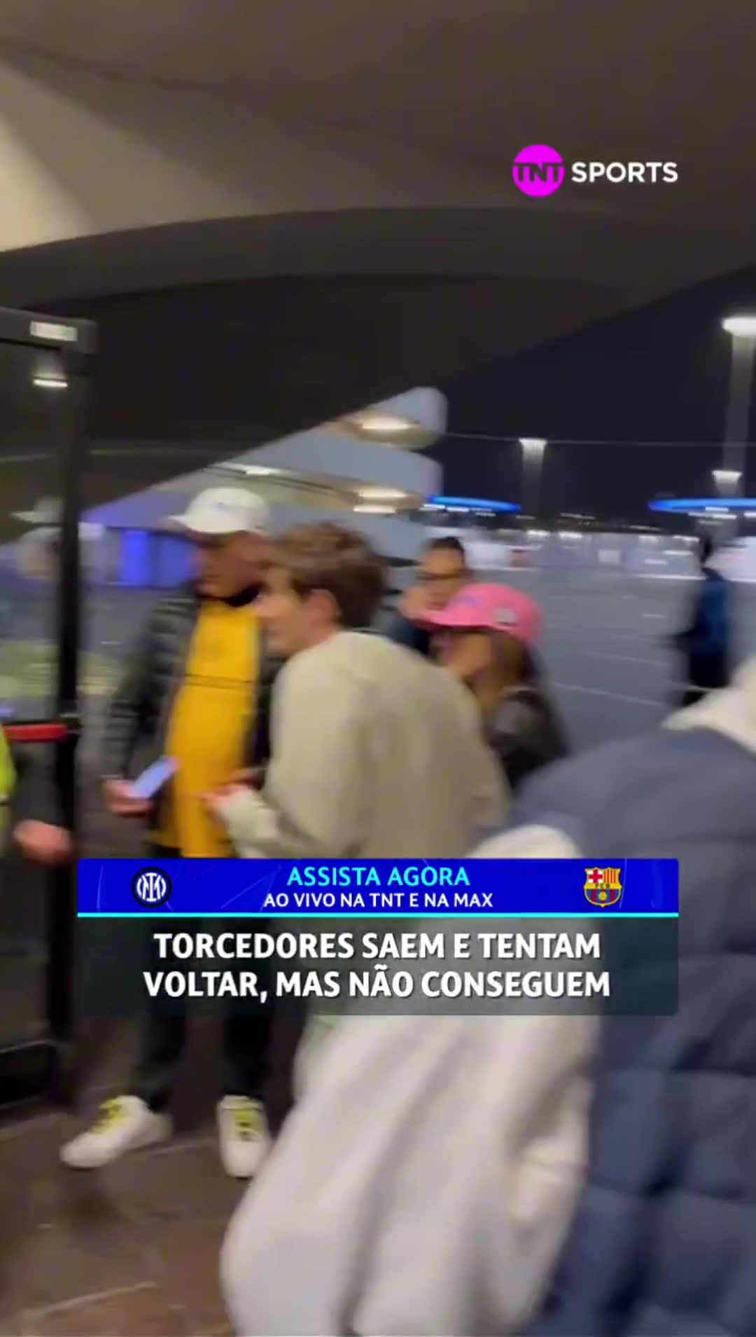 国米球迷提前离场后想回去被拦住，亨利：拦得好，这算什么球迷