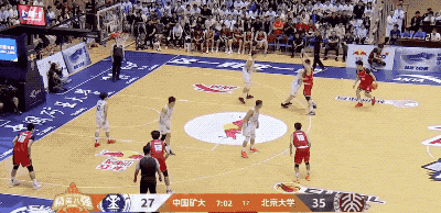 3个月拿下3个MVP，这位小猛男是…？